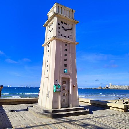 Appartement 2 Pieces Avec Une Grande Terrasse, 3 Etoiles, Wifi, Box Pour Vehicule Et Velos Les Sables-dʼOlonne Buitenkant foto