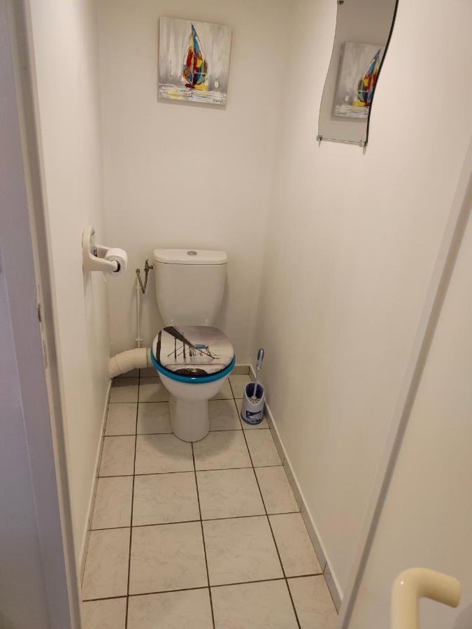 Appartement 2 Pieces Avec Une Grande Terrasse, 3 Etoiles, Wifi, Box Pour Vehicule Et Velos Les Sables-dʼOlonne Buitenkant foto
