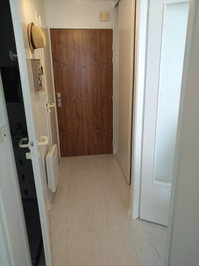 Appartement 2 Pieces Avec Une Grande Terrasse, 3 Etoiles, Wifi, Box Pour Vehicule Et Velos Les Sables-dʼOlonne Buitenkant foto